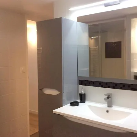 Appartement D'Une Chambre A Santa Maria Di Lota Avec Magnifique Vue Sur La Mer Jardin Clos Et Wifi * Santa-Maria-di-Lota